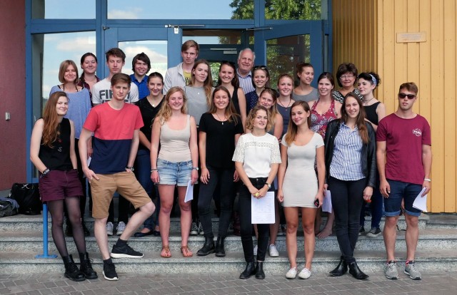 Alle 27 Kandidaten bestehen das Abitur | Freie Waldorfschule Wahlwies
